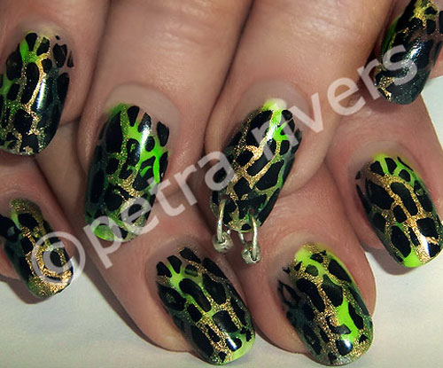 Acrylngel im Camouflage Stil mit knalligem Grn - Knallige Farben fr diesen Sommer - plus Chanel 531 Peridot Nagellack